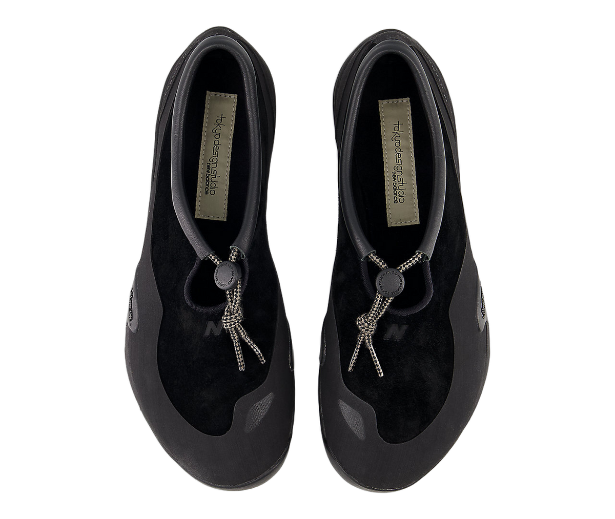 Overkicks - New Balance MT10T Tokyo Design Studio Black (MT10TDS) - par completo