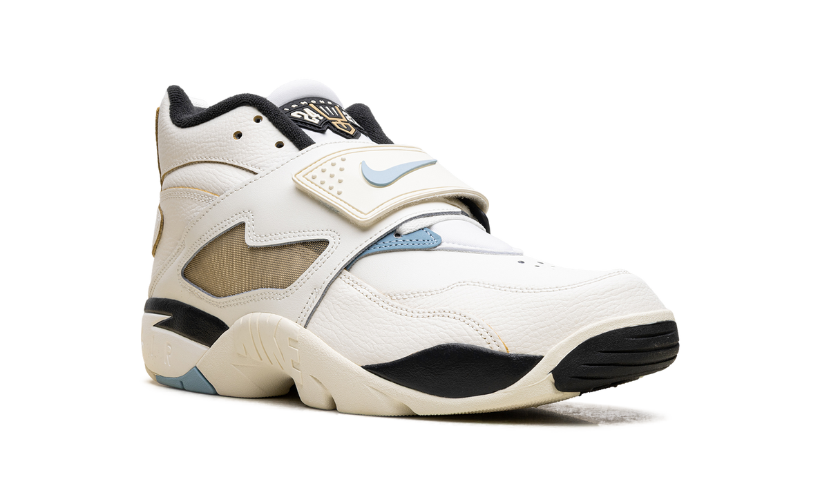 Overkicks - Nike Air Diamond Turf Must Be the Money (IF2534-100) - detalle lateral interior