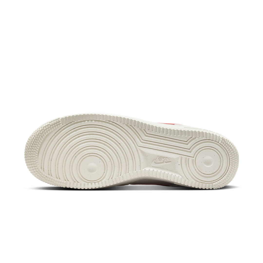 Overkicks - Nike Air Force 1 07 Next Nature Sail Hot Lava (DV3808-110) - detalle suela