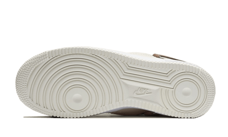 Overkicks - Nike Air Force 1 LXX Light Orewood Brown (DC1425-100) - par completo