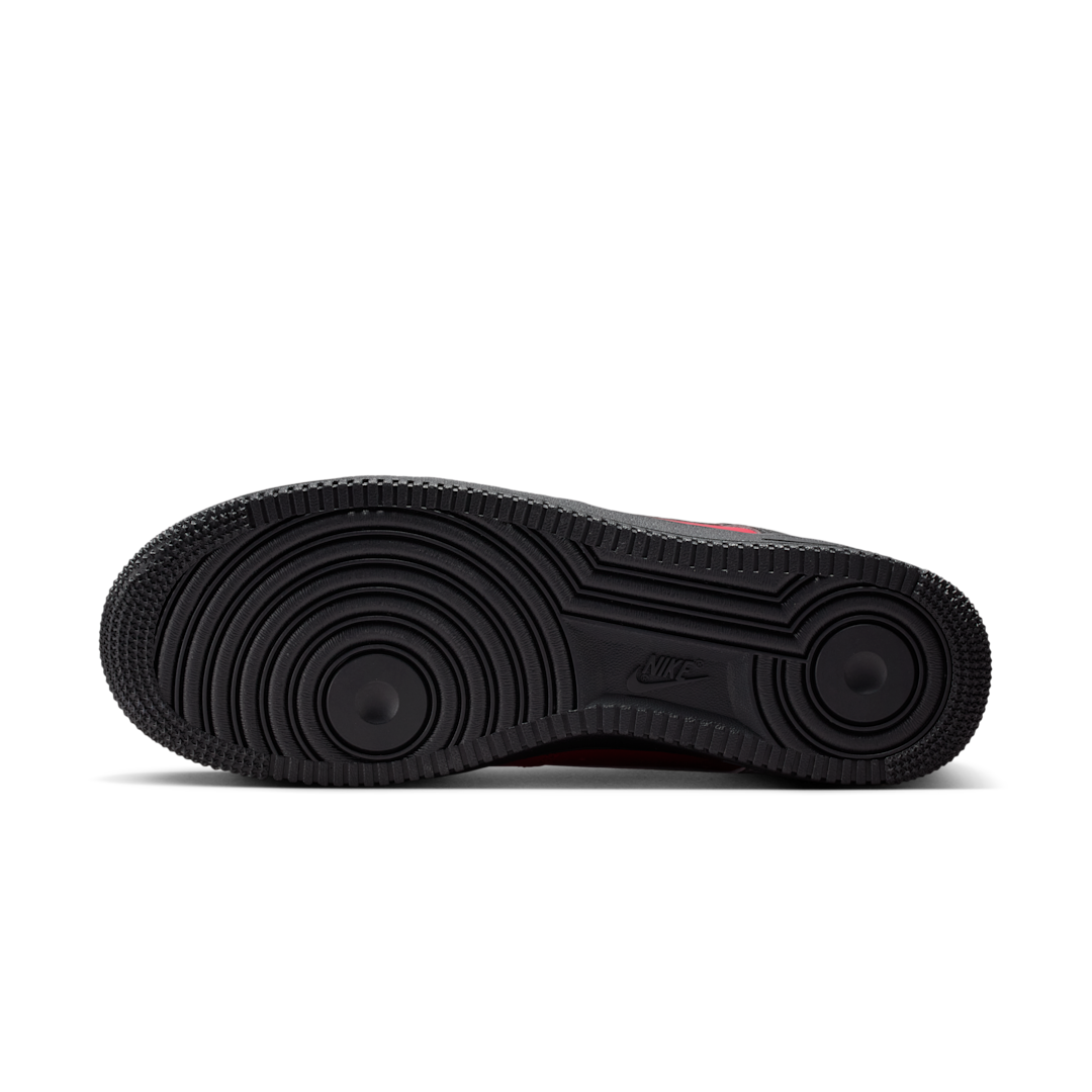 Overkicks - Nike Air Force 1 Low 07 LV8 Gym Red Summit White Black (IB6847-600) - detalle suela