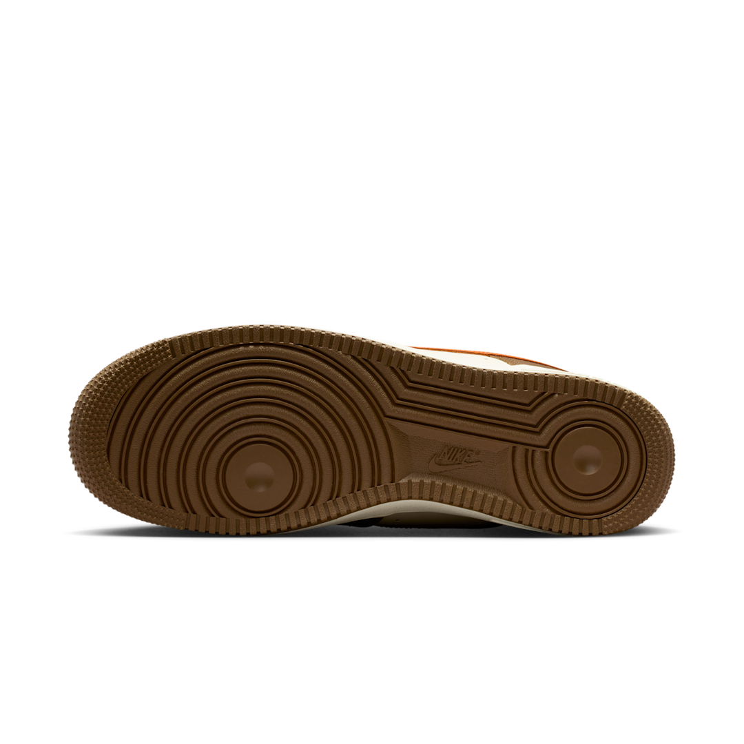 Overkicks - Nike Air Force 1 Low 07 Mosswood Brown (IO7545-221) - detalle suela