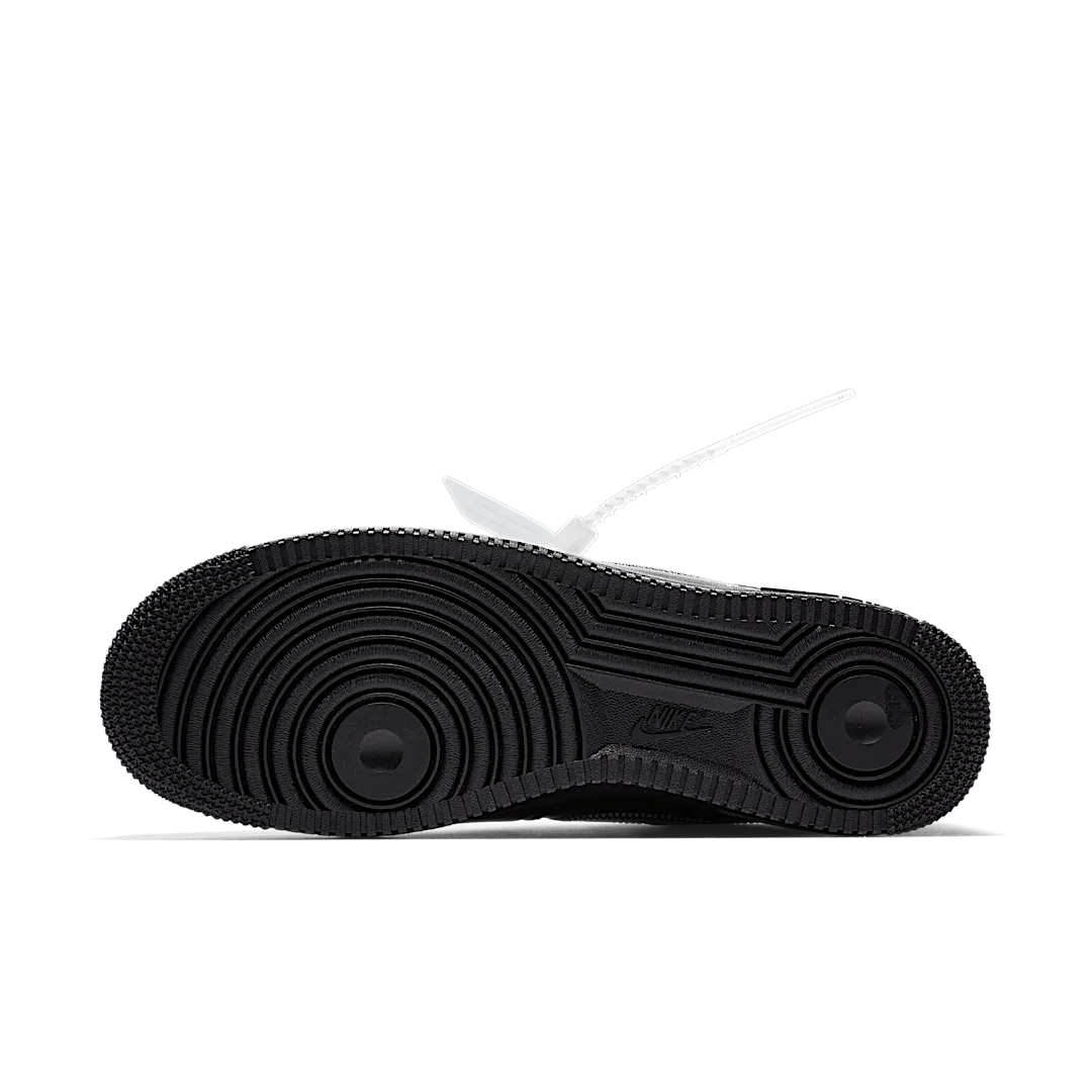Overkicks - Nike Air Force 1 Low '07 Off-White MoMA with Socks (AV5210-001) - detalle suela