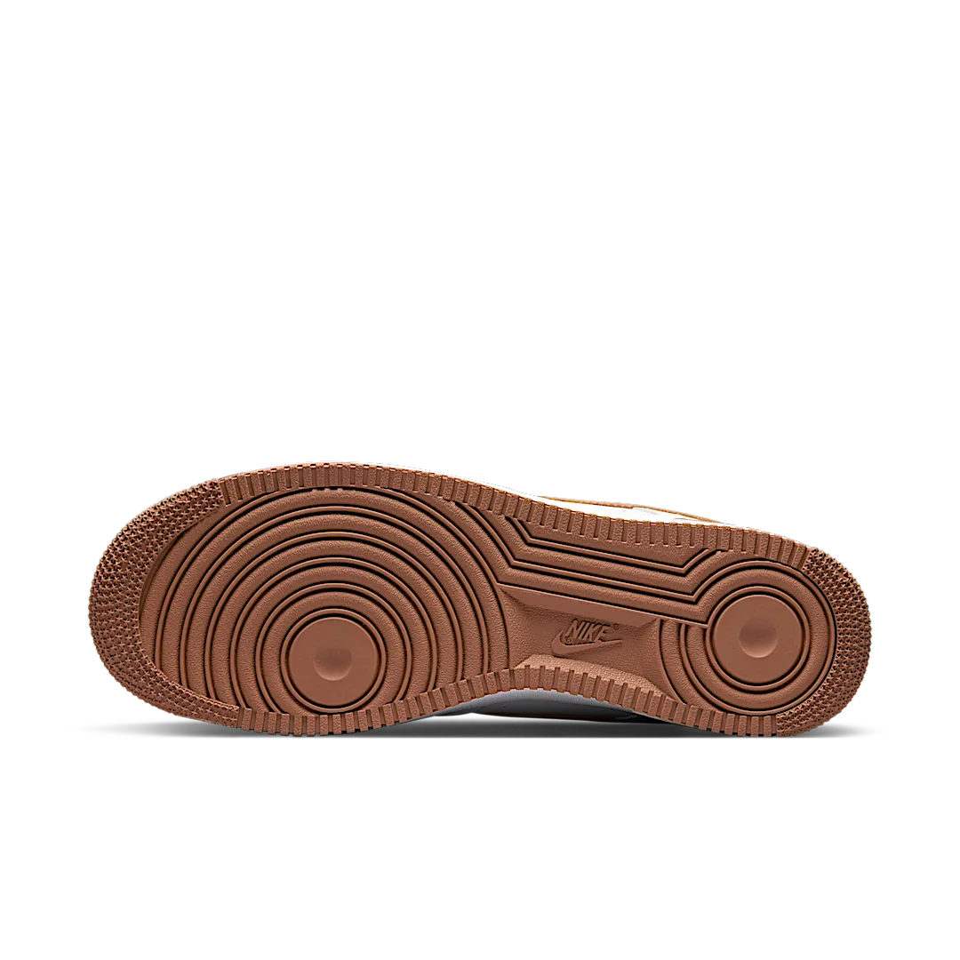 Overkicks - Nike Air Force 1 Low 07 Pecan (DH7561-100) - detalle suela