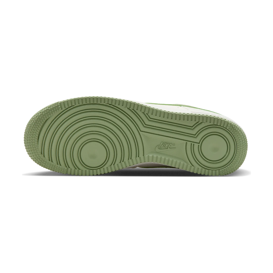 Overkicks - Nike Air Force 1 Low 07 SE Next Nature Oil Green (DV3808-106) - par completo