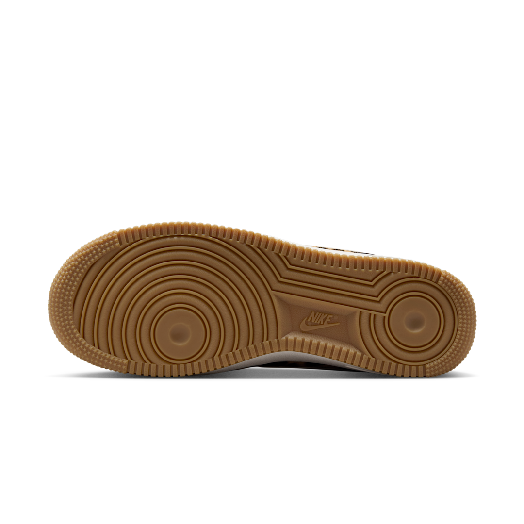Overkicks - Nike Air Force 1 Low Cheetah Print (IB7695-200) - detalle suela