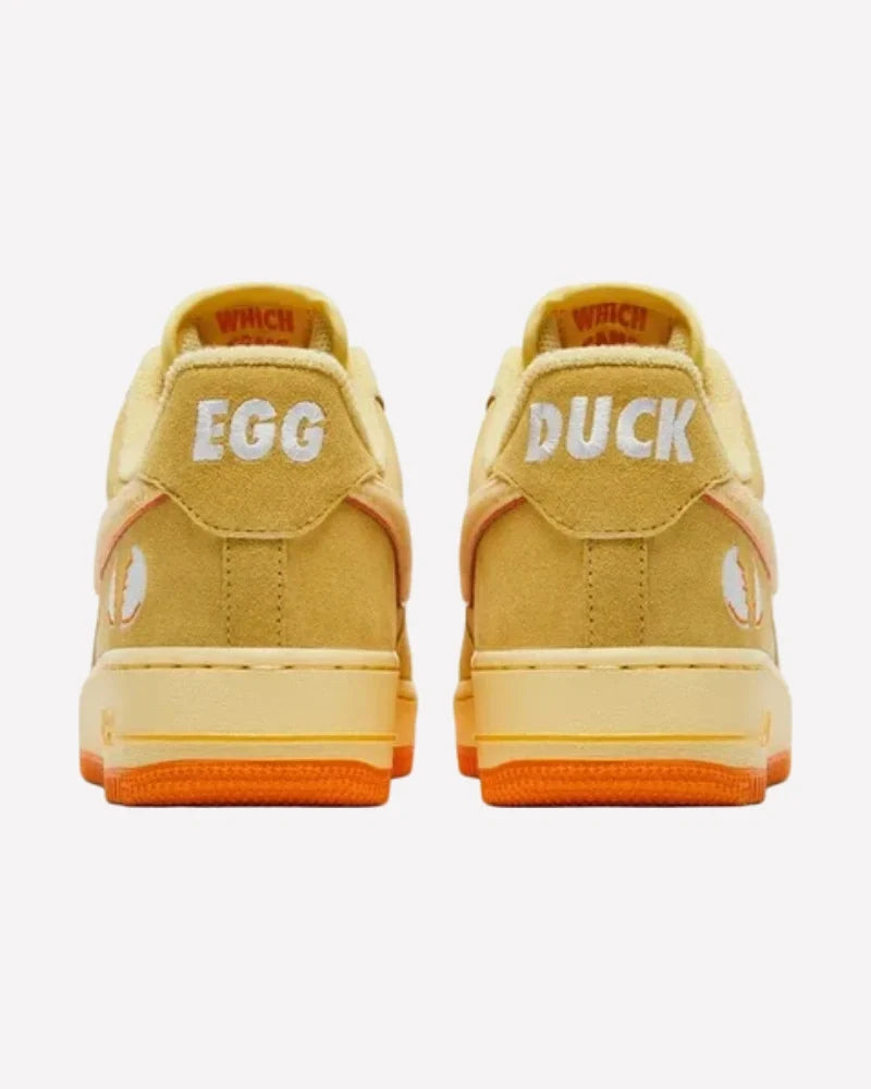 Overkicks - Nike Air Force 1 Low Ducks of a Feather University of Oregon Duck or Egg (IU7612-700) - imagen 3
