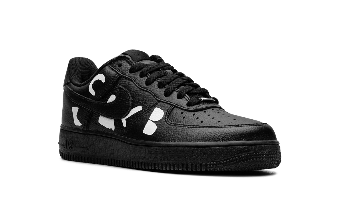 Overkicks - Nike Air Force 1 Low Retro SP BLACK Comme des Garçons Black (IB9949-001) - detalle lateral interior