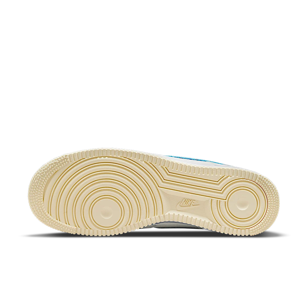 Overkicks - Nike Air Force 1 Low SP Undefeated 5 On It Dunk vs. AF1 (DM8461-001) - detalle suela