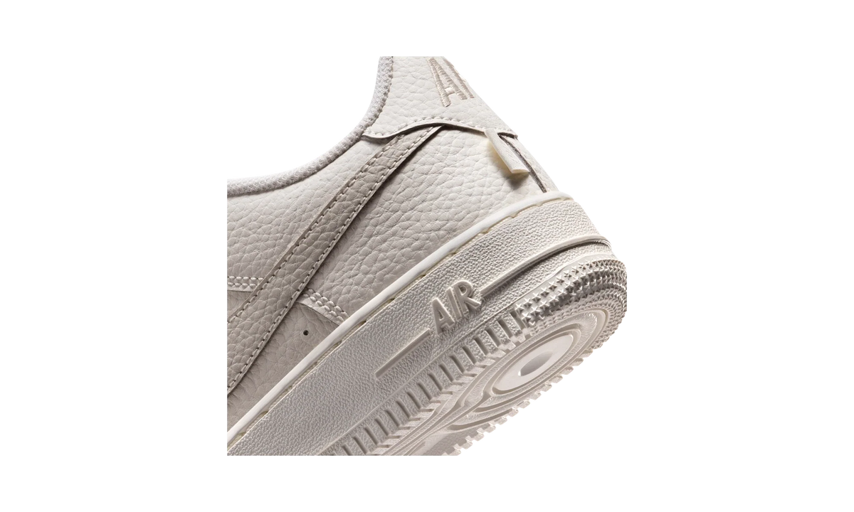 Overkicks - Nike Air Force 1 Low Sail Light Orewood Brown (GS) (IR0270-101) - imagen 8