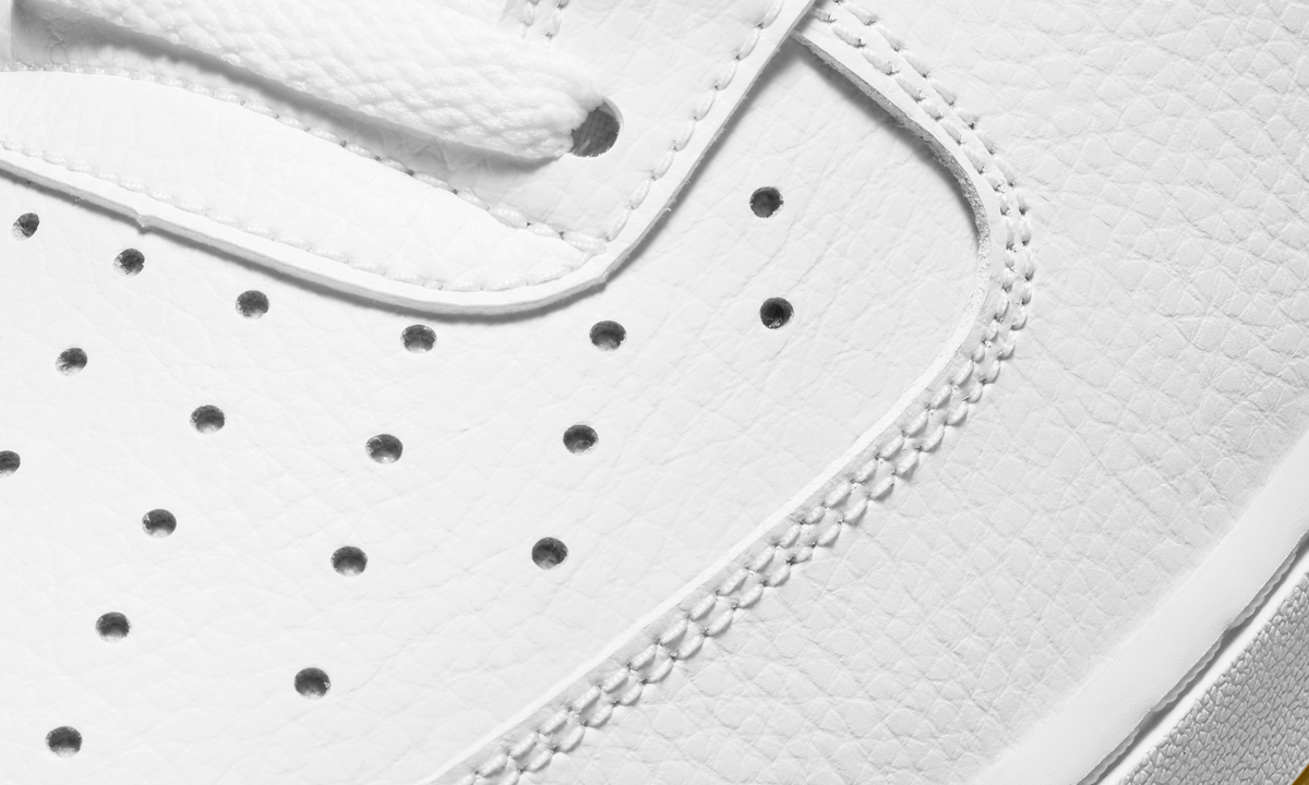 Overkicks - Nike Air Force 1 Low White Chile Red Glacier Ice (DA4660-101) - detalle suela