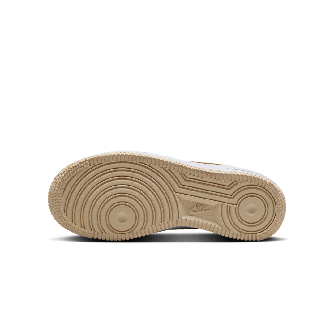 Overkicks - Nike Air Force 1 White Light Khaki (GS) (FV5948-118) - imagen 4