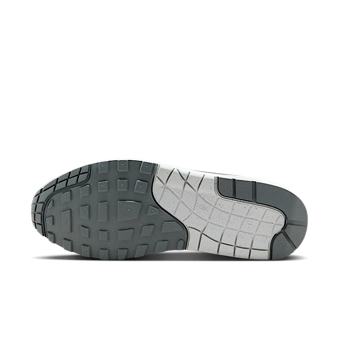 Overkicks - Nike Air Max 1 87 Photon Dust Wolf Grey (HM9936-001) - detalle suela