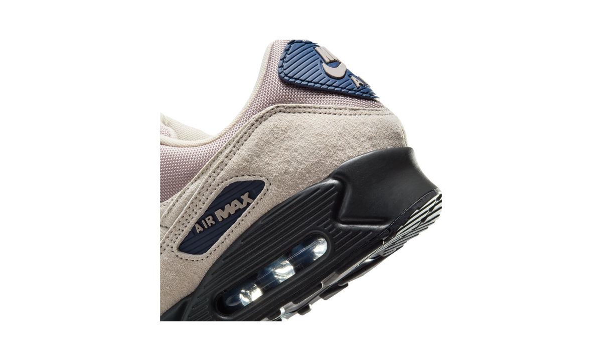 Overkicks - Nike Air Max 90 Light Orewood Brown Black (IB3077-100) - detalle