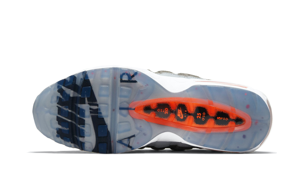 Overkicks - Nike Air Max 95 Kim Jones Black Total Orange (DD1871-001) - par completo