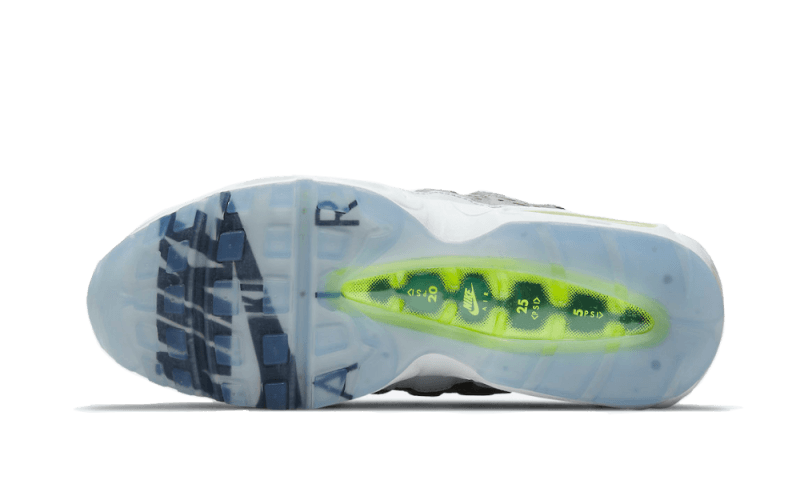 Overkicks - Nike Air Max 95 Kim Jones Total Volt (DD1871-002) - par completo