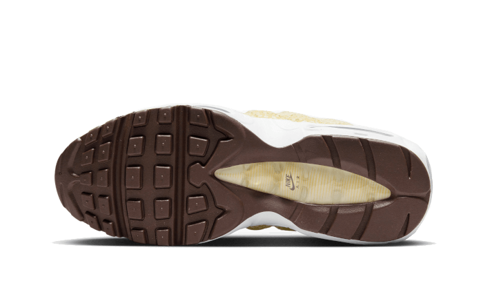 Overkicks - Nike Air Max 95 Saturn Gold Alabaster (FD9857-700) - par completo