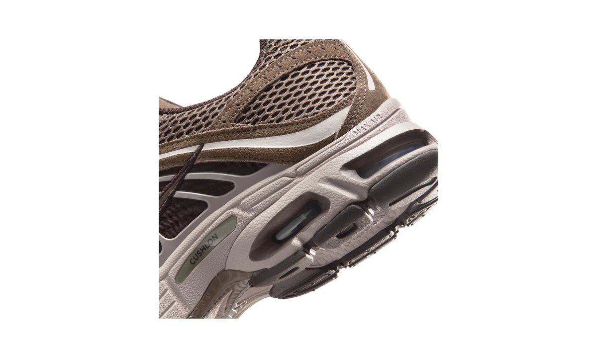 Overkicks - Nike Air Max Moto 2K Ironstone Velvet Brown (IQ4924-004) - detalle