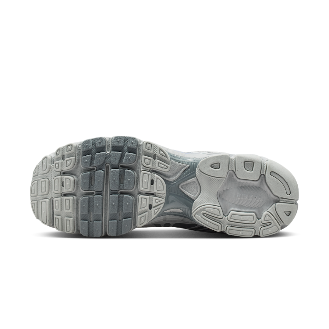 Overkicks - Nike Air Max Moto 2K Wolf Grey Cool Grey (IQ4924-001) - detalle suela