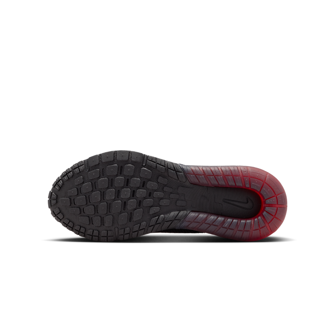 Overkicks - Nike Air Max Phoenix Black Challenge Red (HF7052-006) - detalle suela