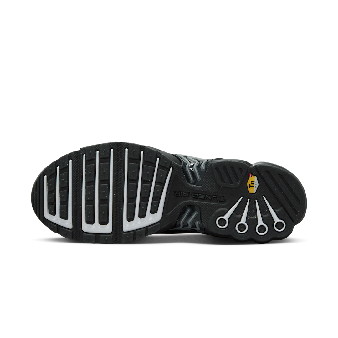 Overkicks - Nike Air Max Plus 3 Stencil Swoosh Black (FD0659-001) - detalle suela