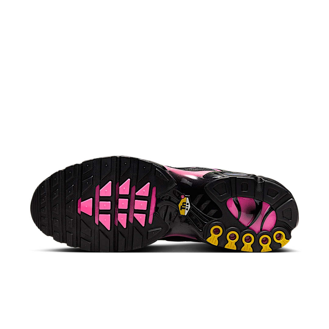 Overkicks - Nike Air Max Plus Black Hyper Pink (DM0032-020) - detalle suela