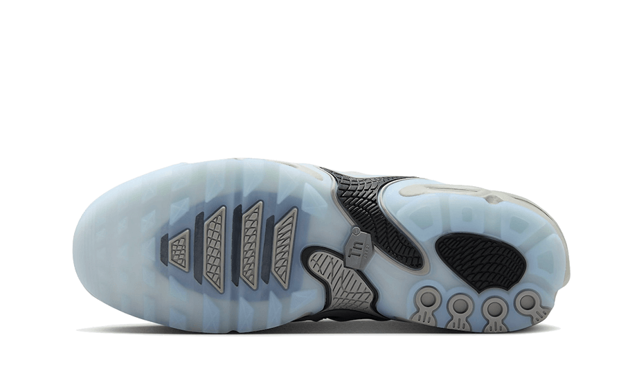 Overkicks - Nike Air Max Plus Drift Light Smoke Grey (FD4290-002) - detalle suela