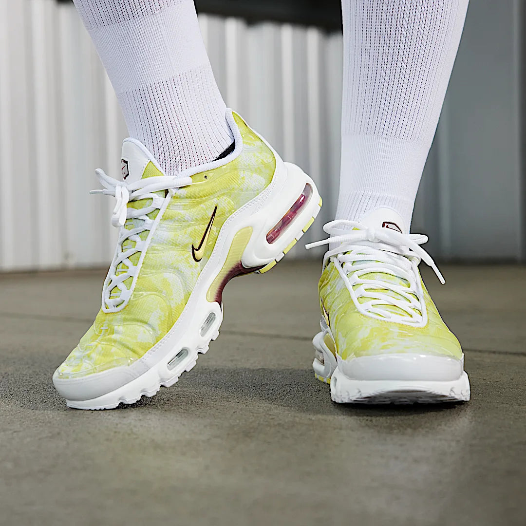 Overkicks - Nike Air Max Plus Lemon Wash (Womens) (FZ4348-100) - detalle suela