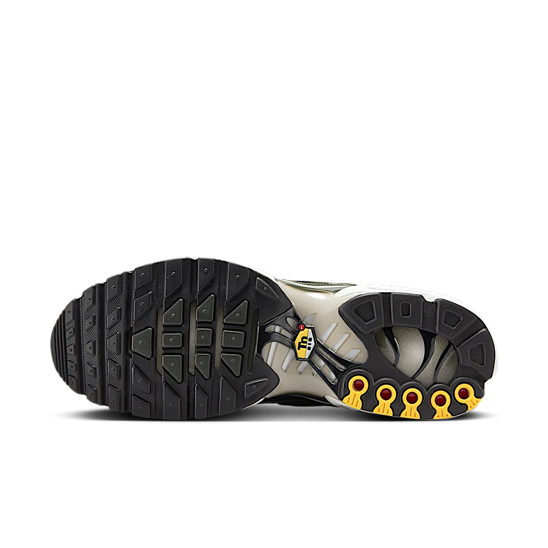 Overkicks - Nike Air Max Plus Sequoia Cargo Khaki (DM0032-300) - detalle suela