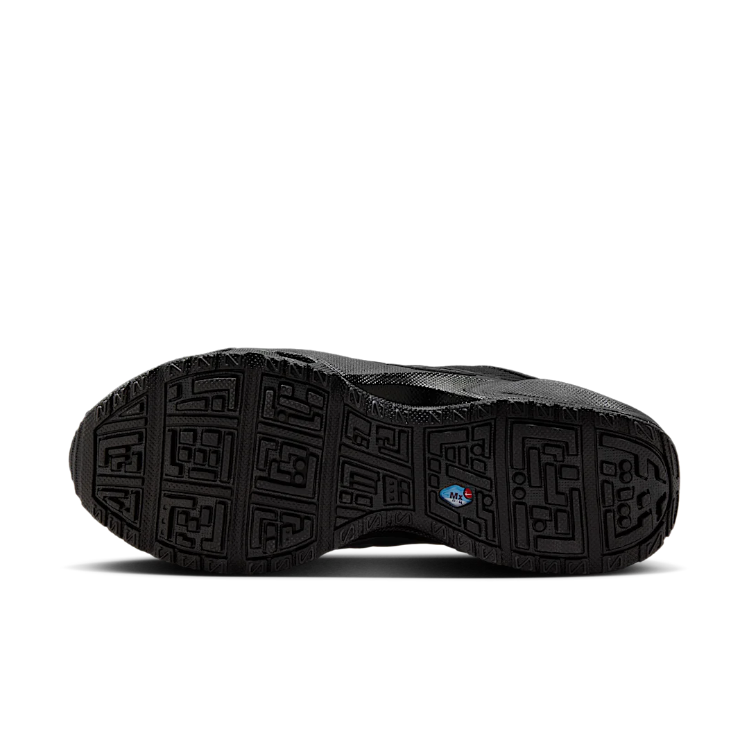 Overkicks - Nike Air Max Sunder Gore-Tex Black Smoke Grey (FZ4238-001) - detalle suela