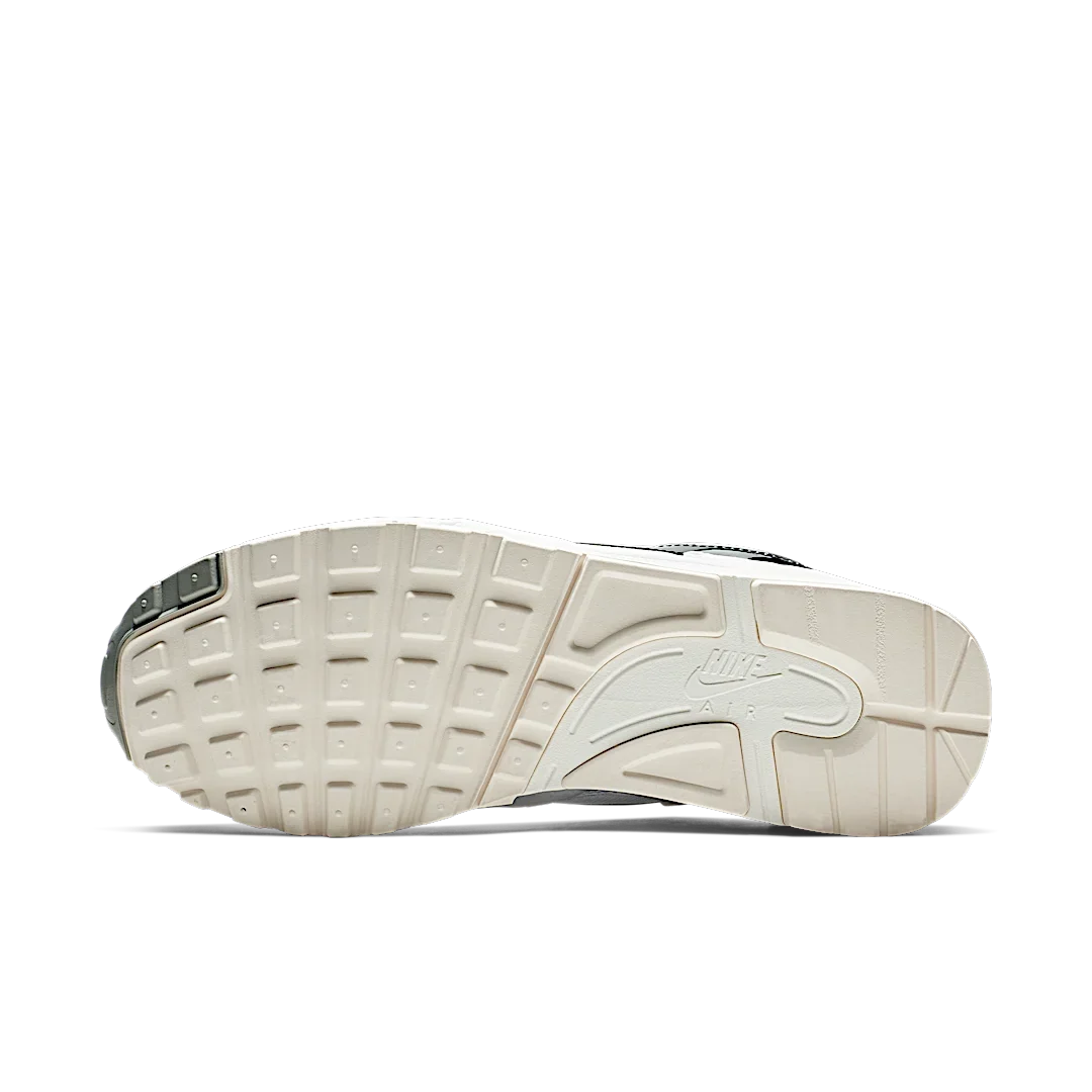 Overkicks - Nike Air Skylon 2 Fear of God White (BQ2752-100) - detalle suela