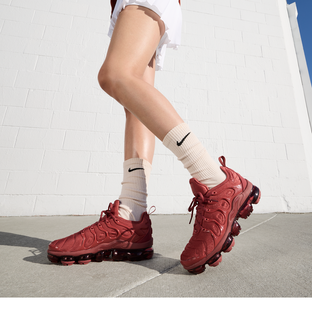 Overkicks - Nike Air VaporMax Plus Rugged Orange (Womens) (FQ8878-661) - detalle suela