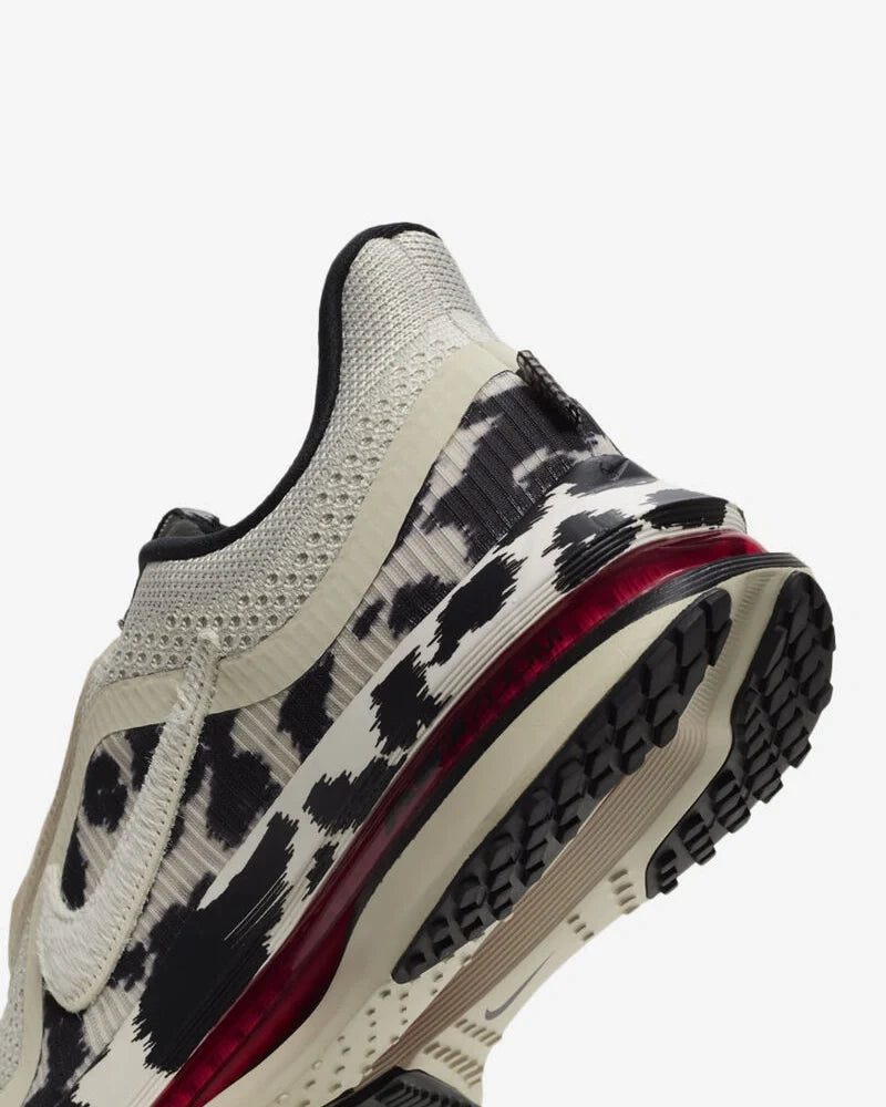 Overkicks - Nike Air Zoom Pegasus Premium Cow Print (IR0033-100) - imagen 4