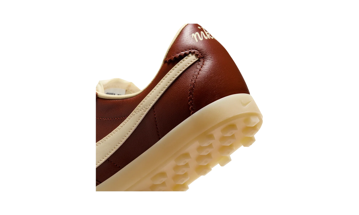 Overkicks - Nike Astro Grabber Cinnamon Muslin (Womens) (II1259-200) - detalle
