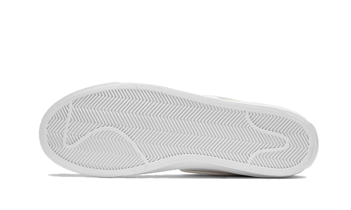 Overkicks - Nike Blazer Mid Infinite Summit White (DA7233-101) - detalle suela