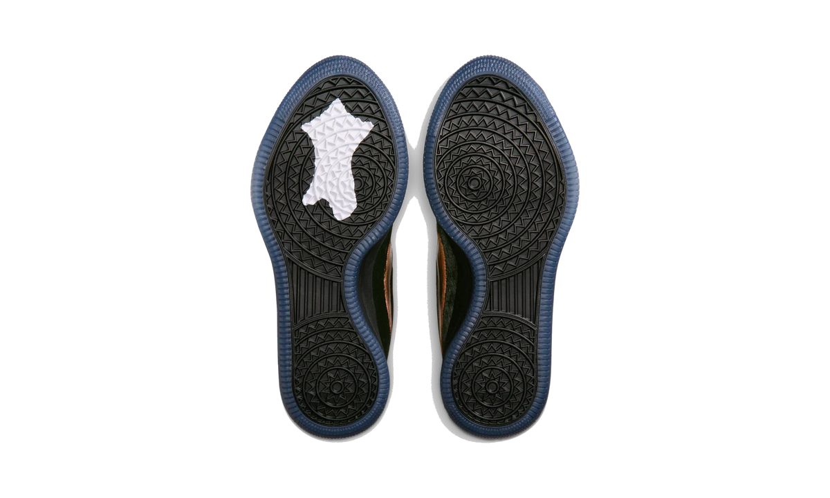 Overkicks - Nike Book 2 Haven & Hector (IX1832-001 / IX1833-001) - detalle