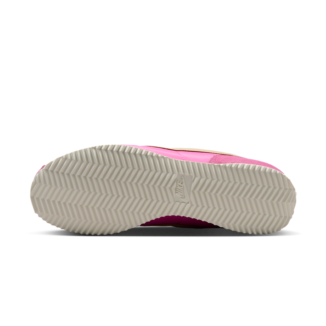 Overkicks - Nike Cortez Playful Pink (Womens) (IF1764-601) - detalle suela