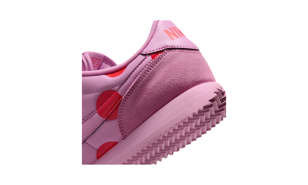 Overkicks - Nike Cortez Polka Dots Light Magenta Bright Crimson (IR1332-500) - detalle