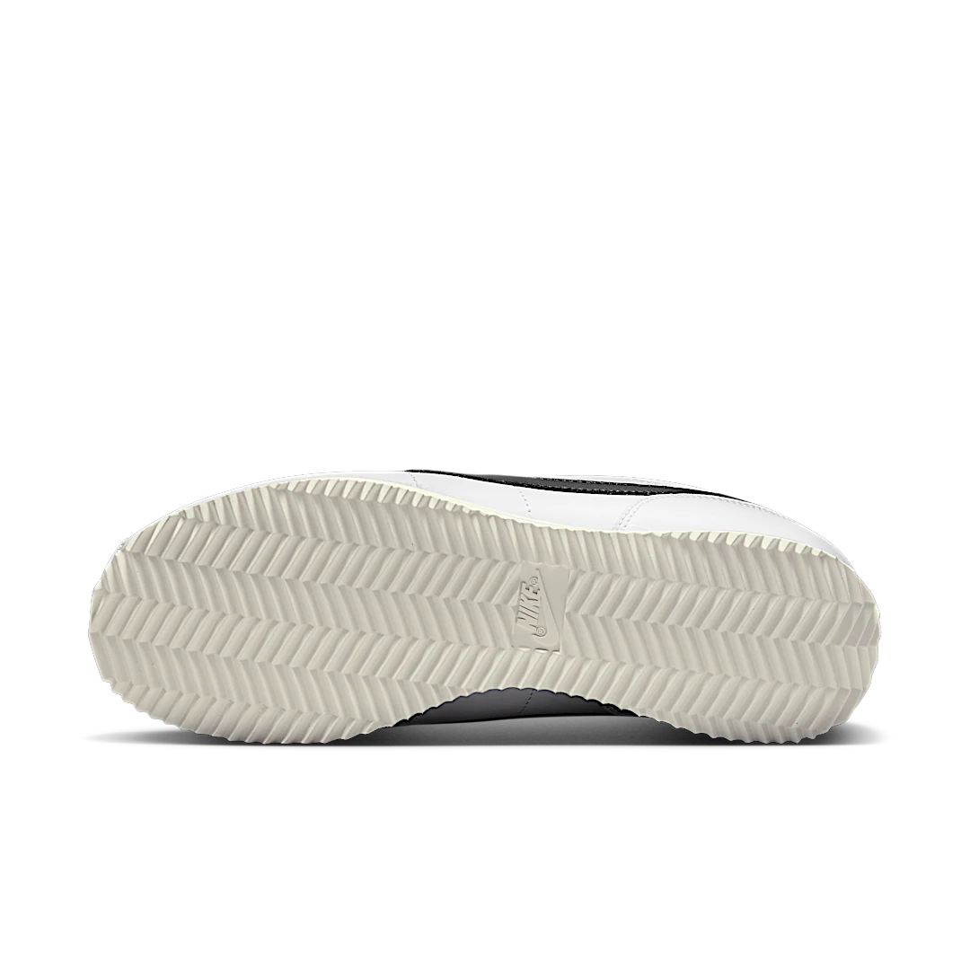 Overkicks - Nike Cortez White Black Light Photo Blue (DN1791-100) - detalle suela
