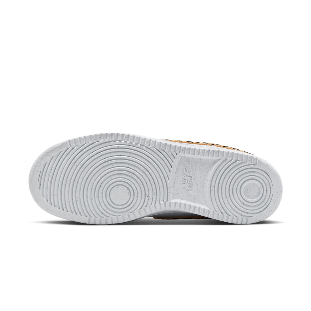 Overkicks - Nike Court Vision Low SE White Leopard Swoosh (Womens) (IM7646-100) - detalle suela