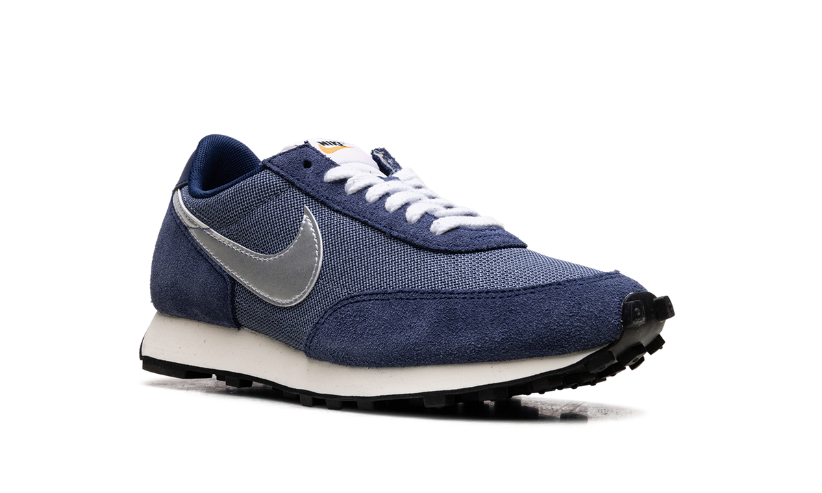 Overkicks - Nike Daybreak SP Blue Void Diffused Blue (BV7725-401) - detalle lateral interior