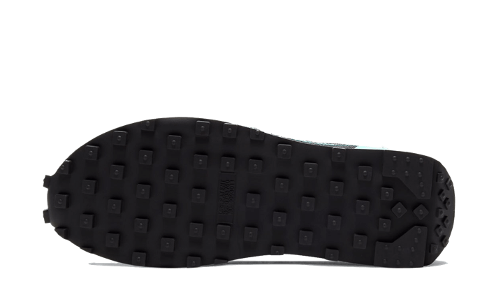 Overkicks - Nike Daybreak Type Black Menta (CJ1156-001) - par completo