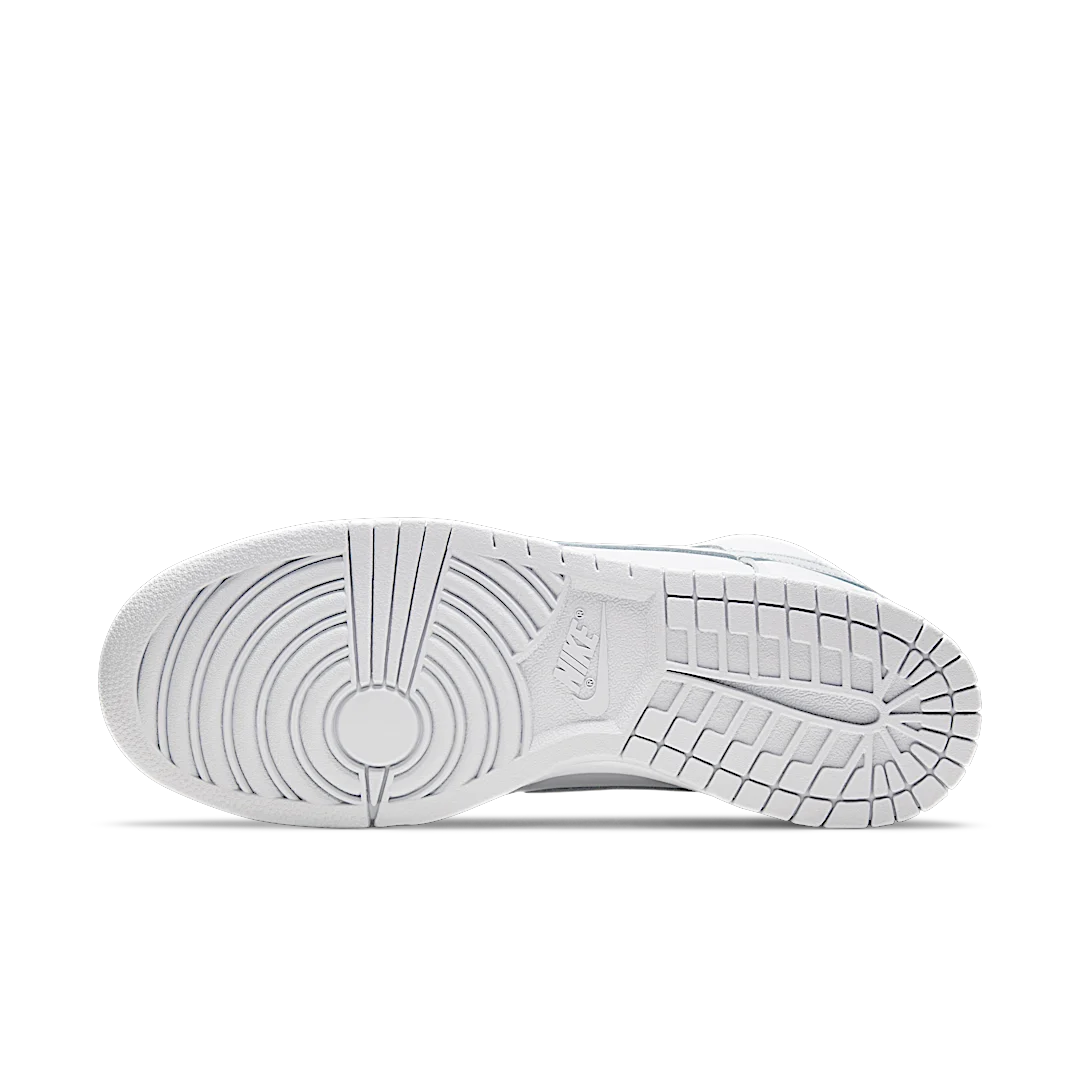 Overkicks - Nike Dunk High SP Pure Platinum (CZ8149-101) - detalle suela