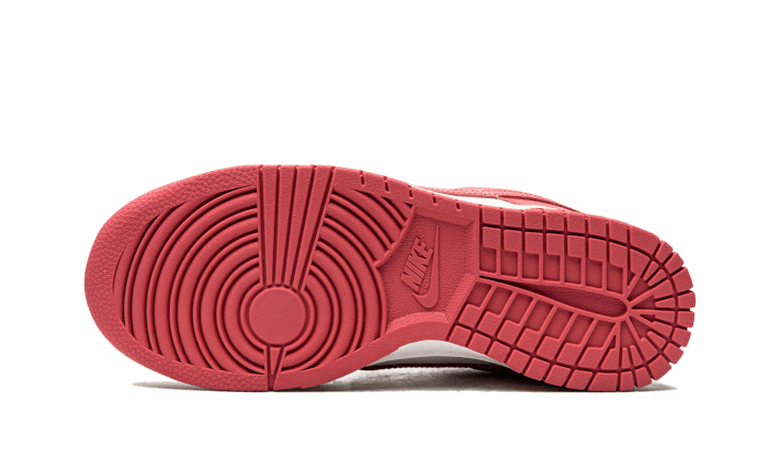 Overkicks - Nike Dunk Low Archeo Pink (DD1503-111) - detalle suela