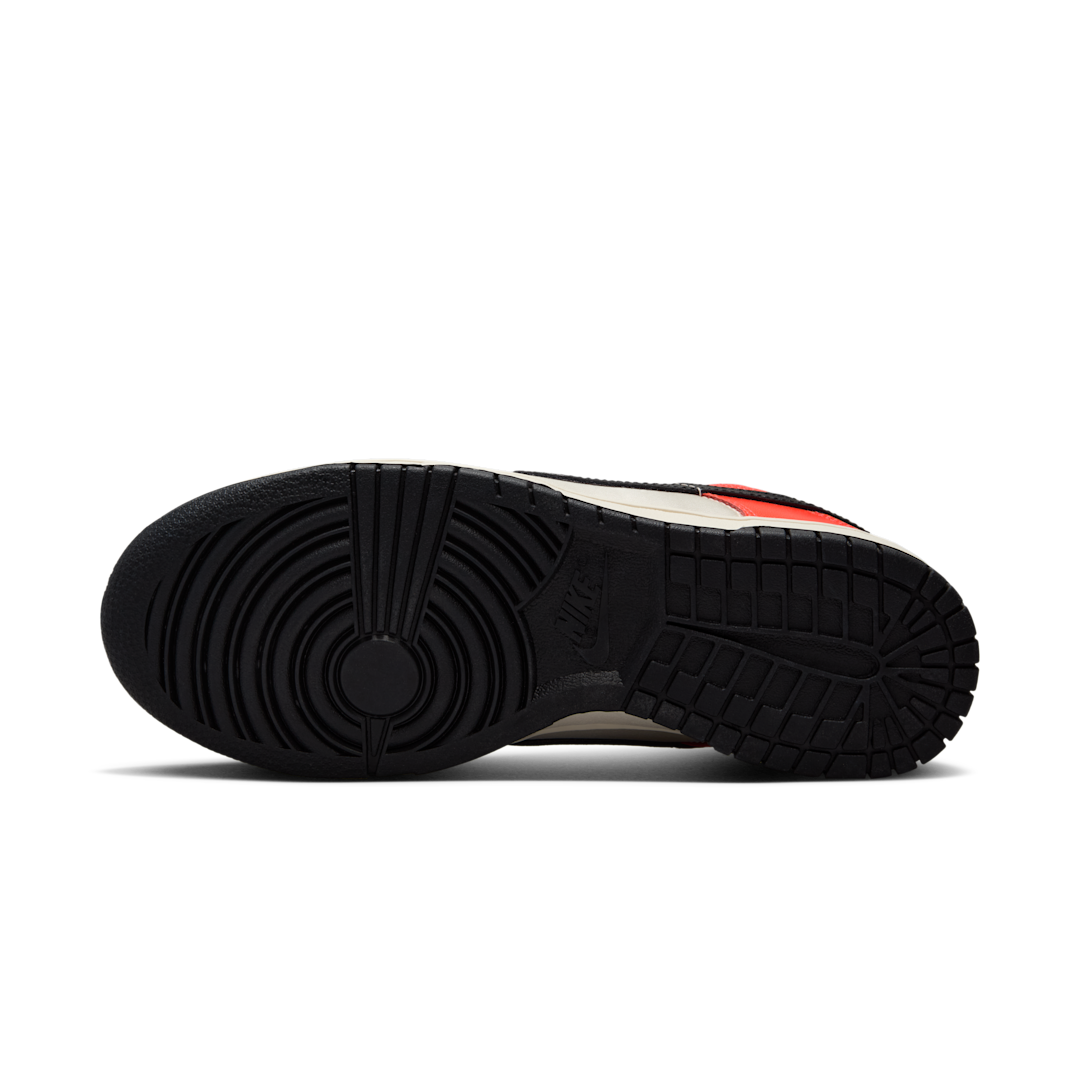 Overkicks - Nike Dunk Low Black Toe Bright Crimson (HQ3423-635) - detalle suela