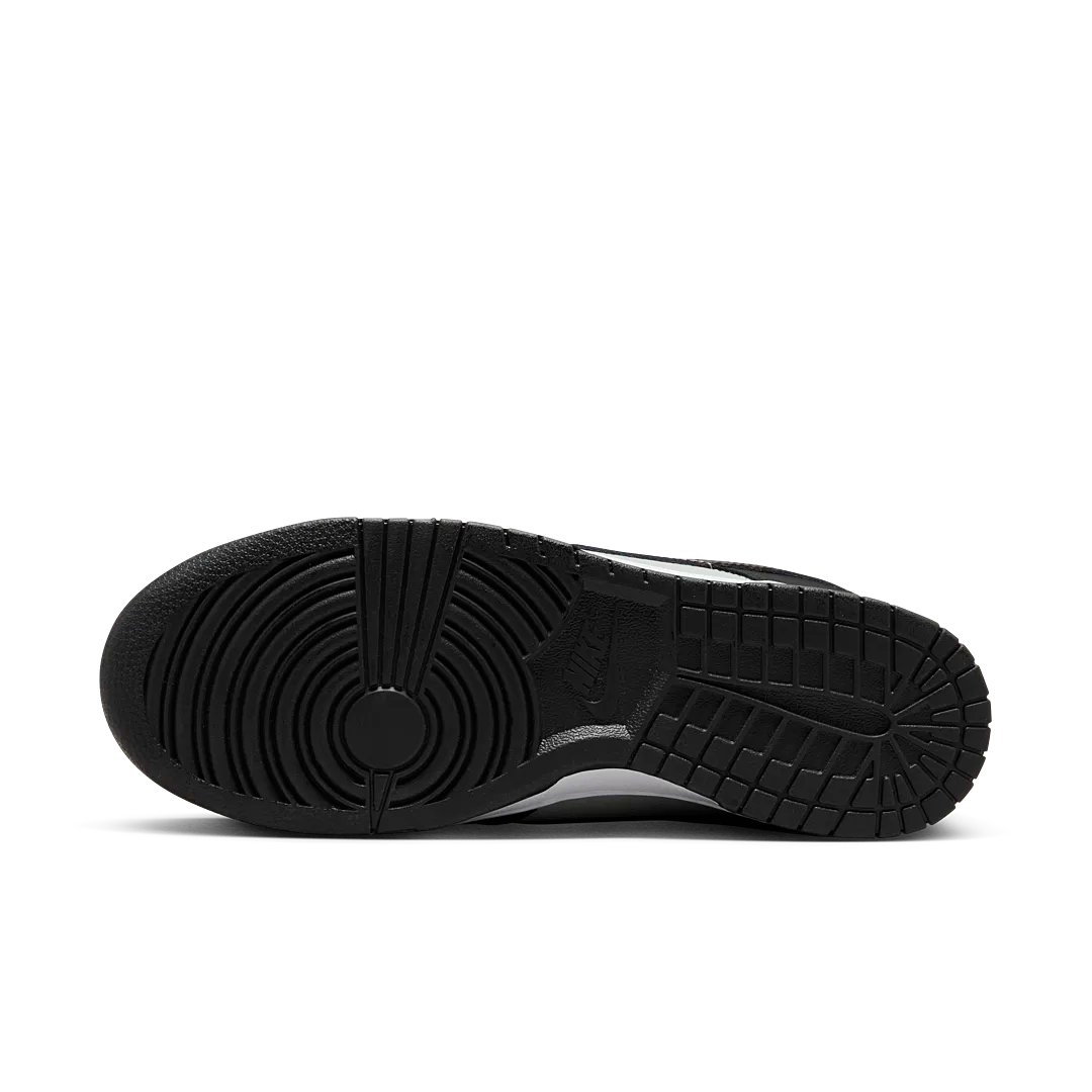 Overkicks - Nike Dunk Low Black Total Orange Mini Swoosh (FN7808-001) - detalle suela