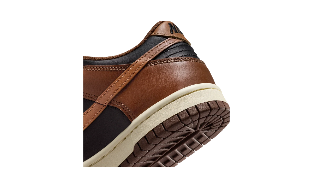 Overkicks - Nike Dunk Low Brown Black (GS) (FB9109-006) - imagen 8