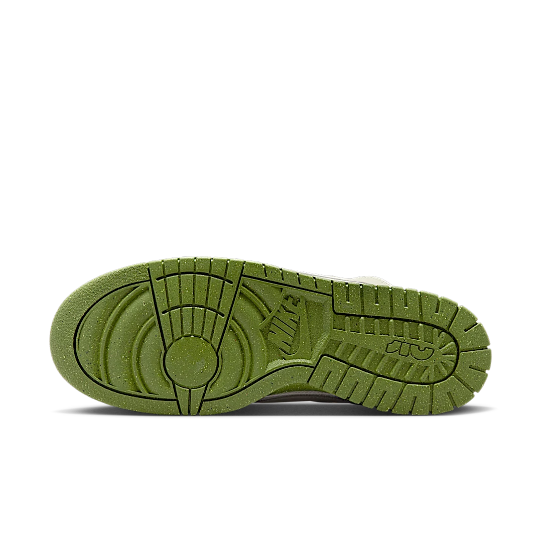 Overkicks - Nike Dunk Low Jumbo Phantom Chlorophyll (FJ4192-001) - detalle suela