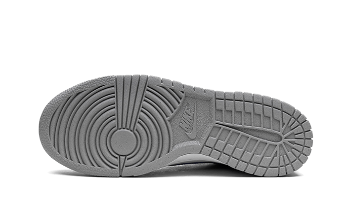 Overkicks - Nike Dunk Low Mini Swoosh Wolf Grey Game Royal (FN3878-001) - detalle suela