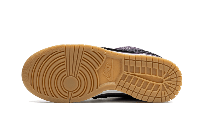 Overkicks - Nike Dunk Low N7 (2021) (DN1441-500) - detalle suela